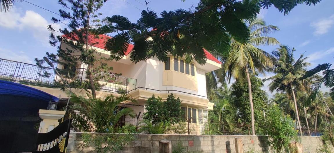 Ferienwohnung Coral Shelters Kochadai Madurai Exterior foto